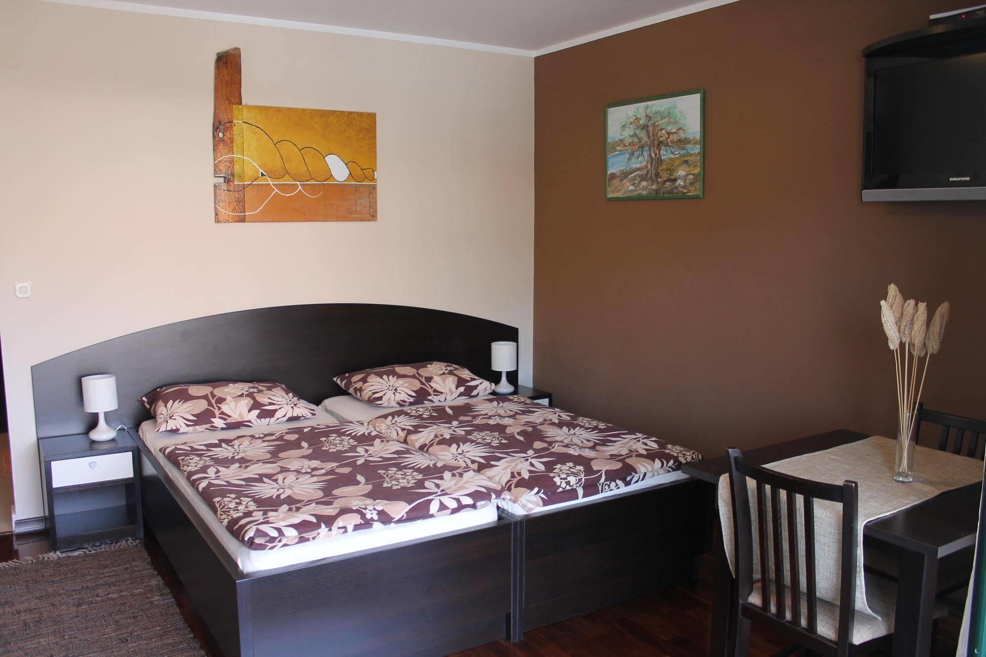 Logos Apartmán *